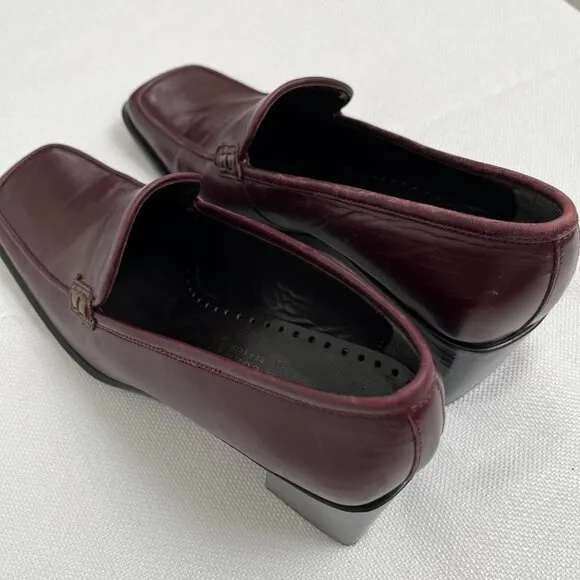 Kenneth Cole Leather Burgundy Loafers Chunky Block Heel Square Toe Size 7.5