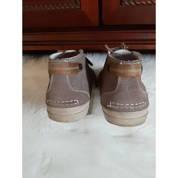 Kenneth Cole Reaction Off the Books Suede 9.5M Men's Sneakers Tan