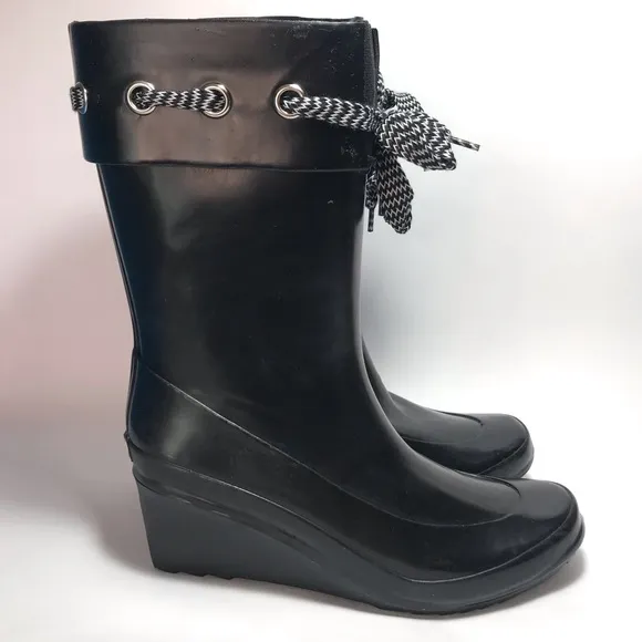 Khombu Lacey Black Rubber Wedge Heel Rain Boots Size 9 NIB
