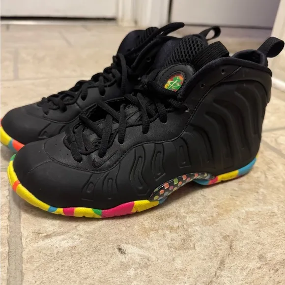 Kids Black Fruity Pebble Foamposite