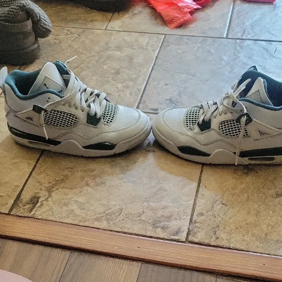 Kids White and Teal Sneakers