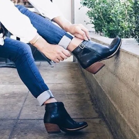 Kork Ease Maddelena Black Leather Boots Women’s Size 7