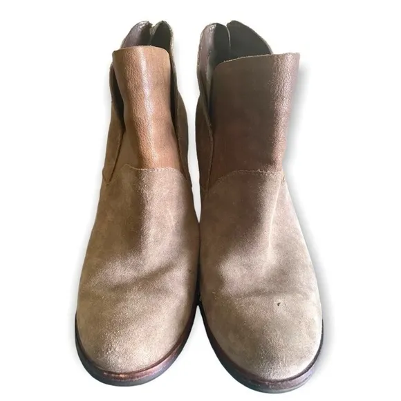 Kork Ease Maggie Ankle Boots Size 9.5 Suede Bootie Back Zip Stacked Block Heel