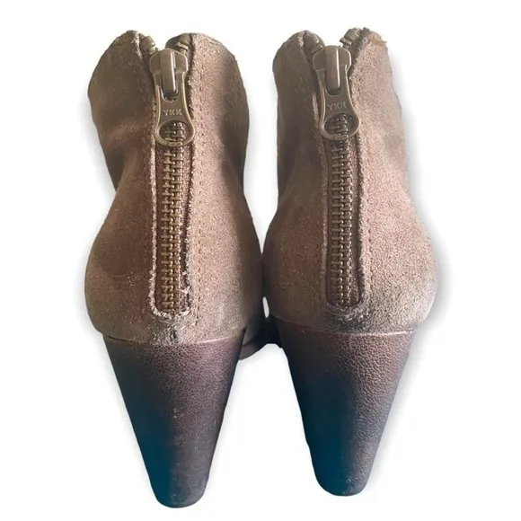 Kork Ease Maggie Ankle Boots Size 9.5 Suede Bootie Back Zip Stacked Block Heel