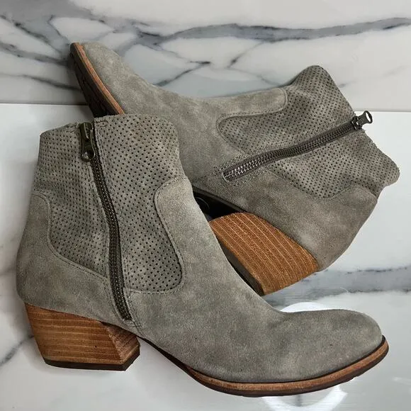 Kork-Ease | Wms Gray Perforated Suede Stacked Heel Sherrill Boots Sz 8.5