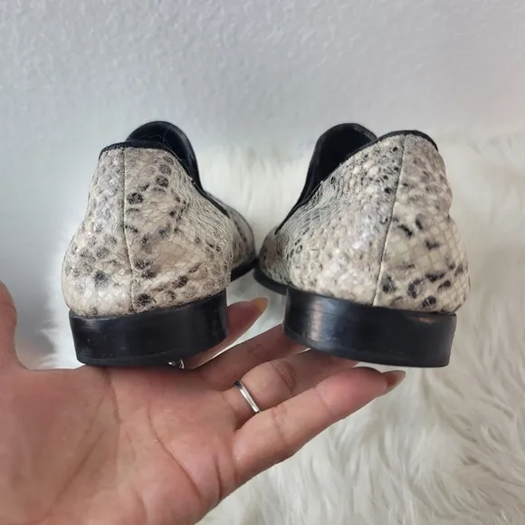 LA VICTOIRE LYNN SNAKESKIN LOAFERS GENUINE LEATHER TAUPE ROUND TOE SZ 8
