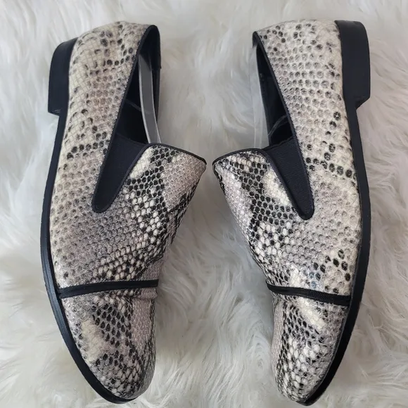 LA VICTOIRE LYNN SNAKESKIN LOAFERS GENUINE LEATHER TAUPE ROUND TOE SZ 8