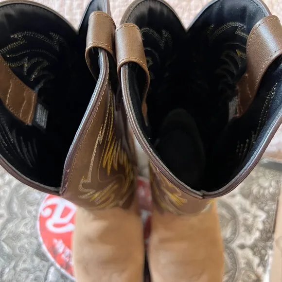 Laredo Kadi 5742 Womens Tan Distressed Western Cowboy Boots size 8.5 Wide