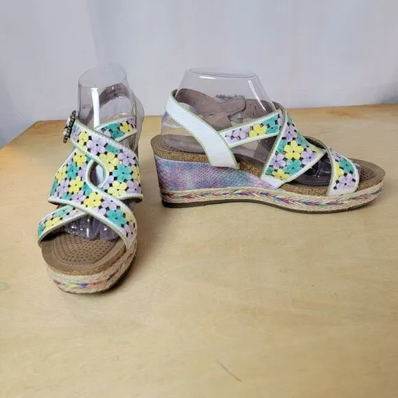 L’artiste Lolarose Floral Platform Slingback Sandals - EU 41 / US size 9.5