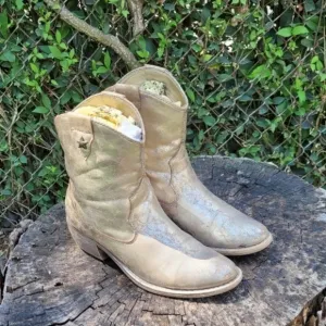 Leather Gold Metallic Crystal Embellished Western Boots/8.5 USA 39 EU