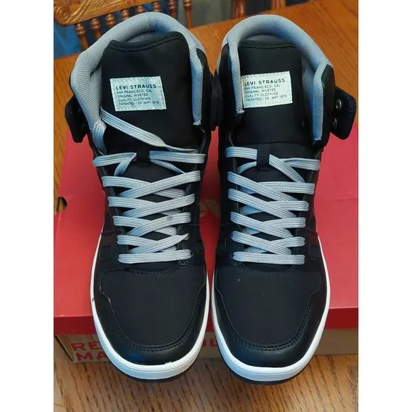Levi's BB Men's Black/Gray Round Toe Lace Up High-Top Sneakers Size 12M NWB