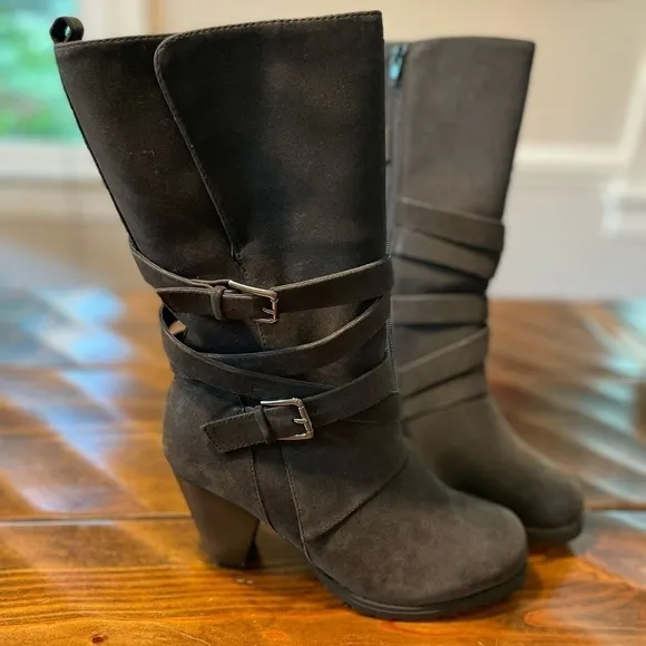 LEVITY | NOTICE Charcoal-Black Mid-Calf Boots. Sz. 8. NWT