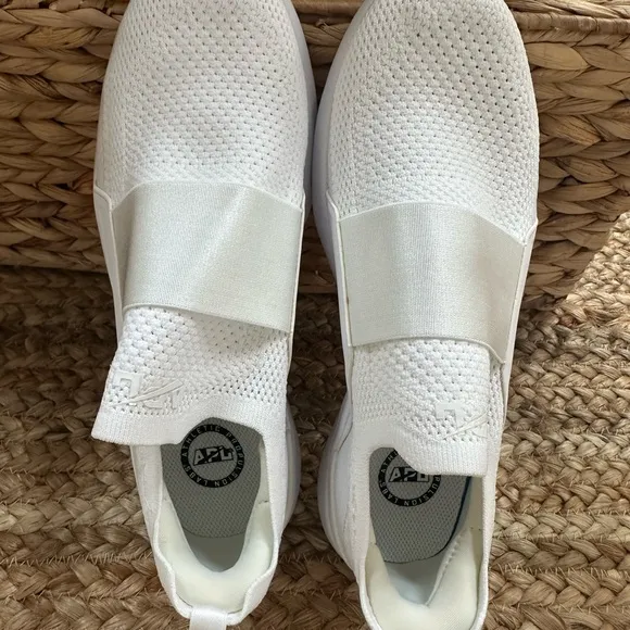 Like New 🤍 APL Techloom White Slip-On Bliss Sneakers Size 8.5