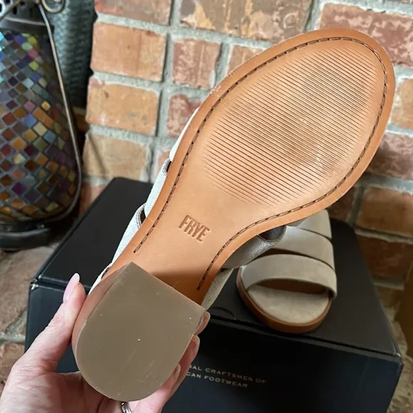 LIKE NEW Frye Tash Cut Out Booties in Milkshake