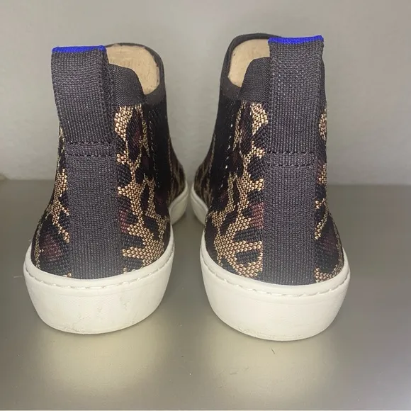 Like New Rothy's Wildcat Chelsea Boot Sneakers - Size 8.5
