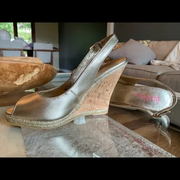 Lilly Pulitzer Gold Espadrilles~Size 7.5