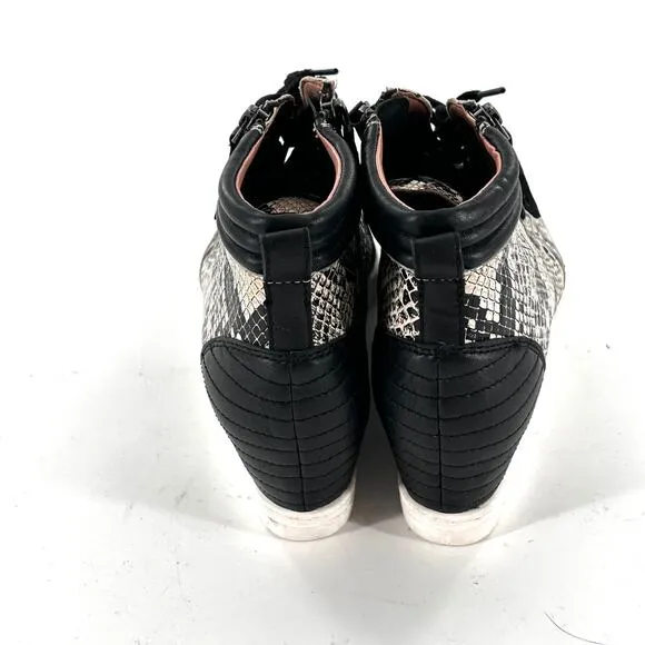 Linea Paolo Felicia Wedge Sneakers 9.5 NWOT Black Gray Snake Zip Comfort Travel