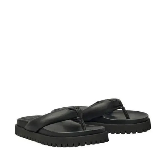 LITA by Ciara (Made in Italy) Lug Sole Thong Sandals, Black Size 42 EXCELLENT!