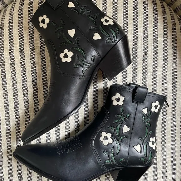 Loeffler Randall Joni Western Boot • 9