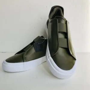 London Fog Men's Francis Low Slip On Athletic Sneakers Casual Dark Olive Size 9M