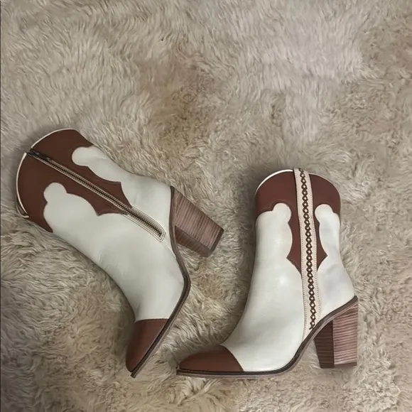 Lucchese Madison Heeled Boots Brown and White Western Style