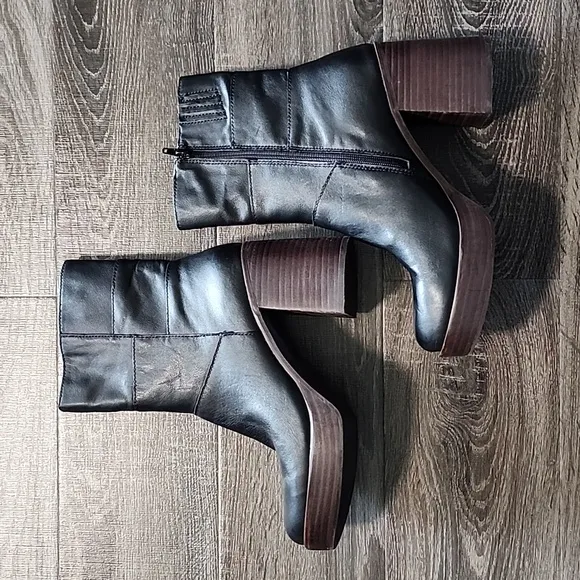 Lucky Brand &quot;Omarey&quot; platform Leather Boots