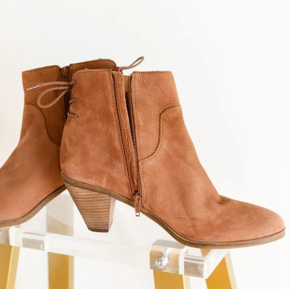 Lucky Brand Jalie Tie Women's 11 Brown Soft Leather Boots Zipper