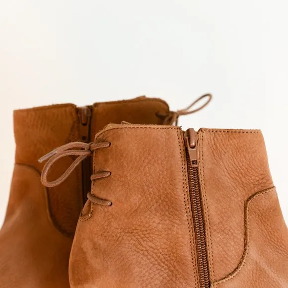 Lucky Brand Jalie Tie Women's 11 Brown Soft Leather Boots Zipper