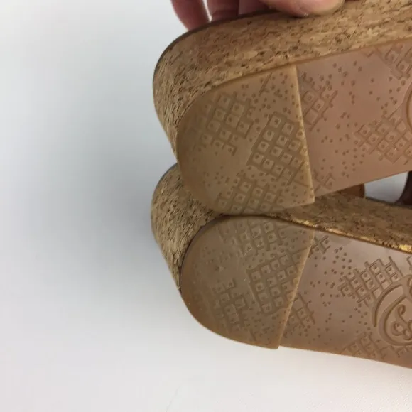 Lucky Brand Womens Narnie Cork Wedge Sandals Tan Leather Studded Thong size 9.5