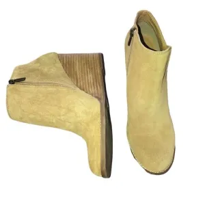 Lucky Brand Yakeena Wedge Booties