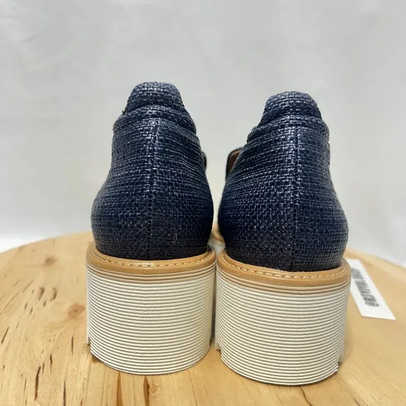 M Gemi The Eva Lug Sole Loafers Navy Blue NWOB - Size 39 EUR &amp; 9 US