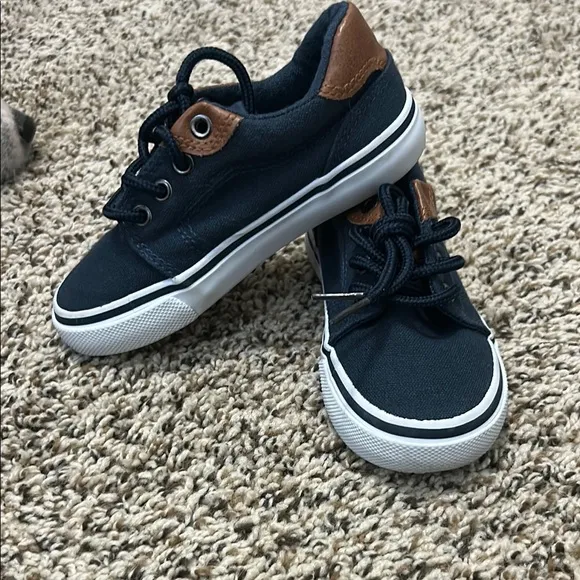 Macgellan - Kids Navy and Brown Sneakers
