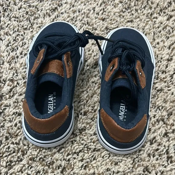 Macgellan - Kids Navy and Brown Sneakers