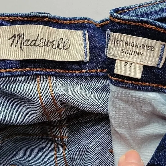 Madewell Jeans 10&quot; High-Rise Lightly Distressed Released Hem Size 27