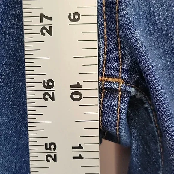 Madewell Jeans 10&quot; High-Rise Lightly Distressed Released Hem Size 27