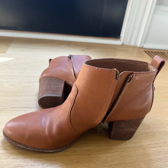 Madewell tan brown leather stacked block heel ankle boots