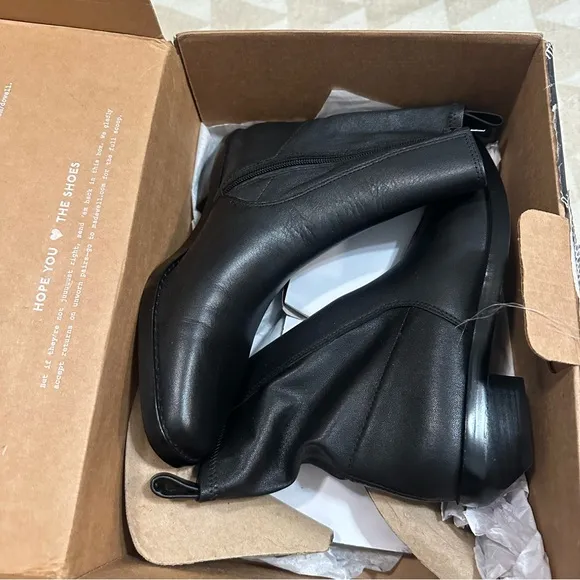 Madewell The Idris Ankle Boot true black