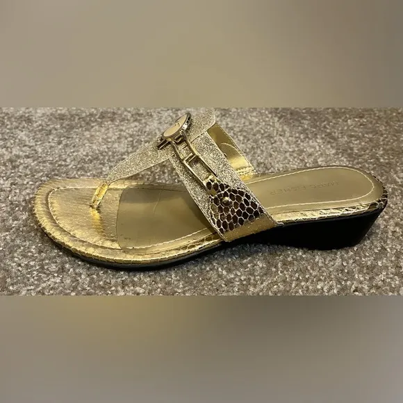 Marc Fisher Amina Metallic Gold Thong size 9M