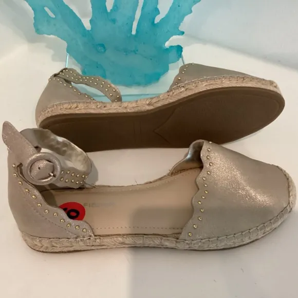 Marc Fisher Leather Espadrilles with Ankle Strap Jarquis Light Gold Studded Sz 6