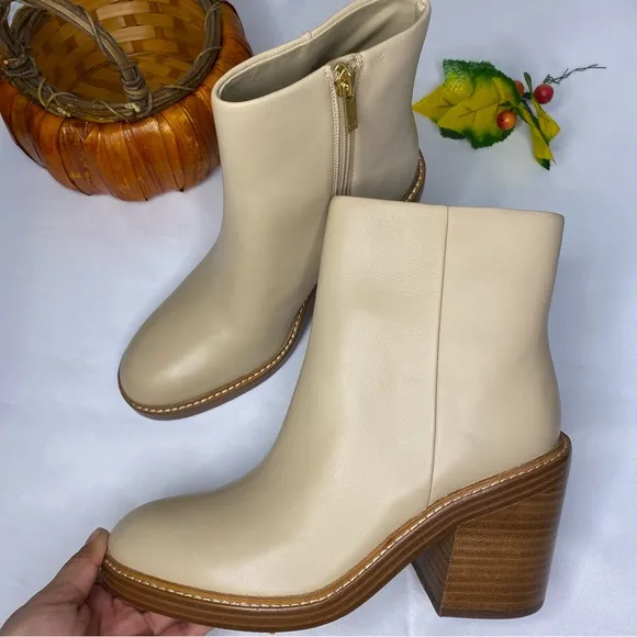 Marc Fisher LTD Haleena Ankle Boot Size 6.5