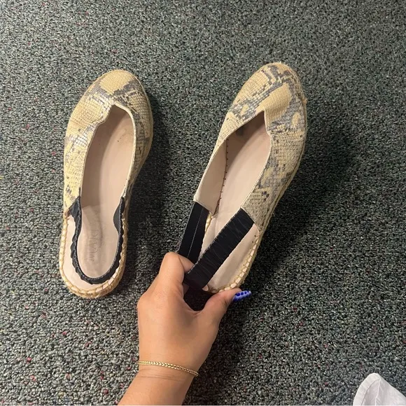 MARIAN Animal Snake Print Neutral Leather Sling Back Flat Espadrilles Shoes Sz 8