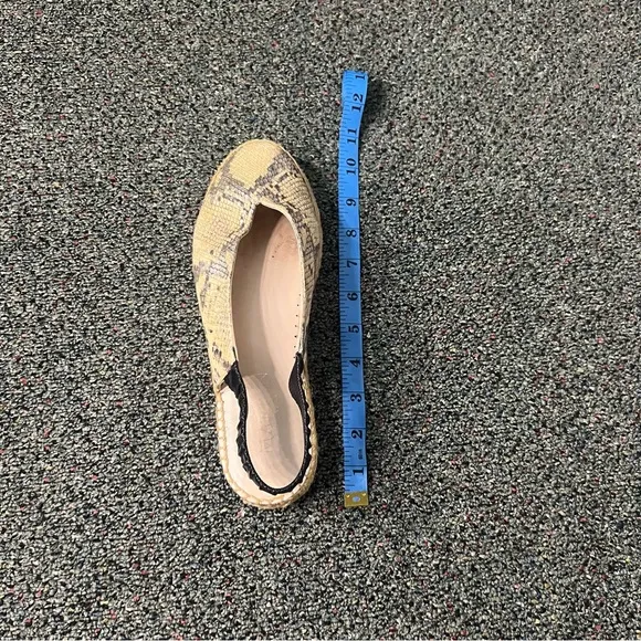 MARIAN Animal Snake Print Neutral Leather Sling Back Flat Espadrilles Shoes Sz 8