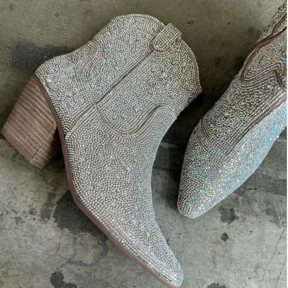 MATISSE HARLOW WESTERN ANKLE BOOTies clear rhinestones boots size 7, 8 new!!