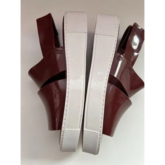 Melissa Soho platform jelly sandals. Size 7.