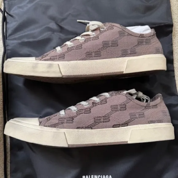 Men’s Balenciaga Brown Sneakers