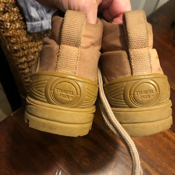 Men’s Travel Fox Brown Canvas Lace Up Sz 10.5
