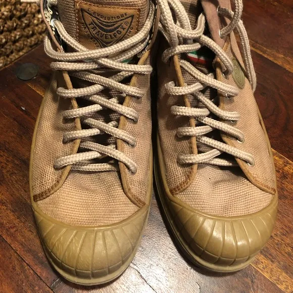 Men’s Travel Fox Brown Canvas Lace Up Sz 10.5