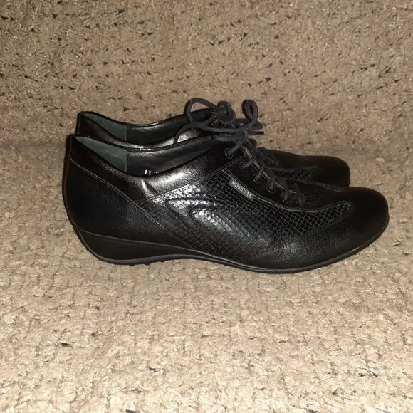 MEPHISTO Air-Jet-Black Leather/Snake Pattern-Lace-Up Sneakers-Sz 9.5-Excellent