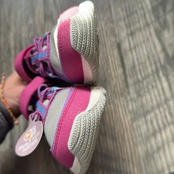 Merrell Kids fuchsia purple and Blue Sneakers size 2