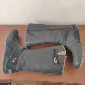 Merrell Women's Boots Calf Size 8 Black Soft Leather Strappy Zipper Close.